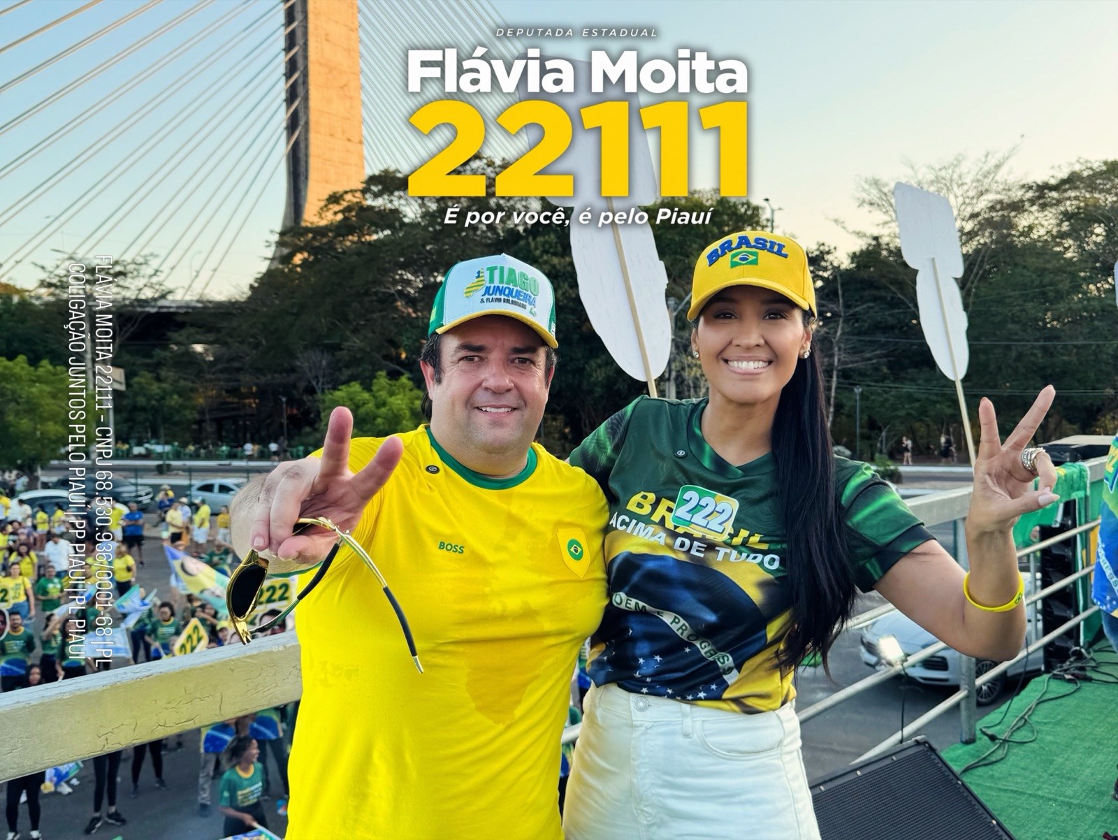 Flávia Moita em evento de campanha na ponte estaiada